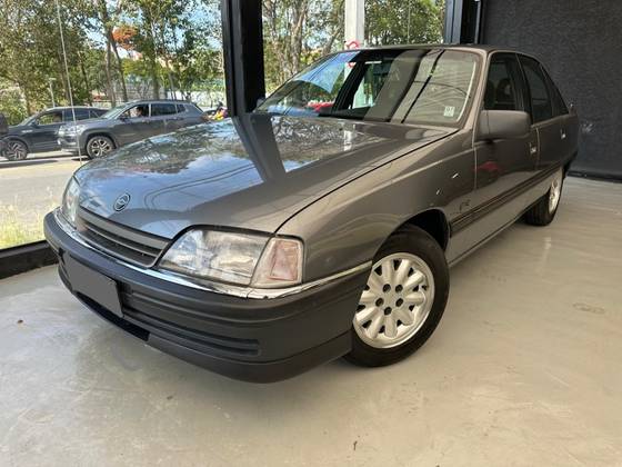 CHEVROLET OMEGA 2.0 MPFI GLS 8V GASOLINA 4P MANUAL CHEVROLET OMEGA 2.0 MPFI GLS 8V GASOLINA 4P MANUAL